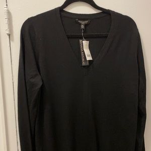 Black merino wool vneck sweater